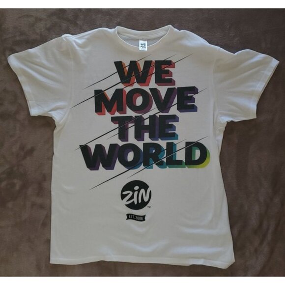Zumba Wear "We Move The World" T-Shirt One Size Fits Most White - Picture 7 of 8